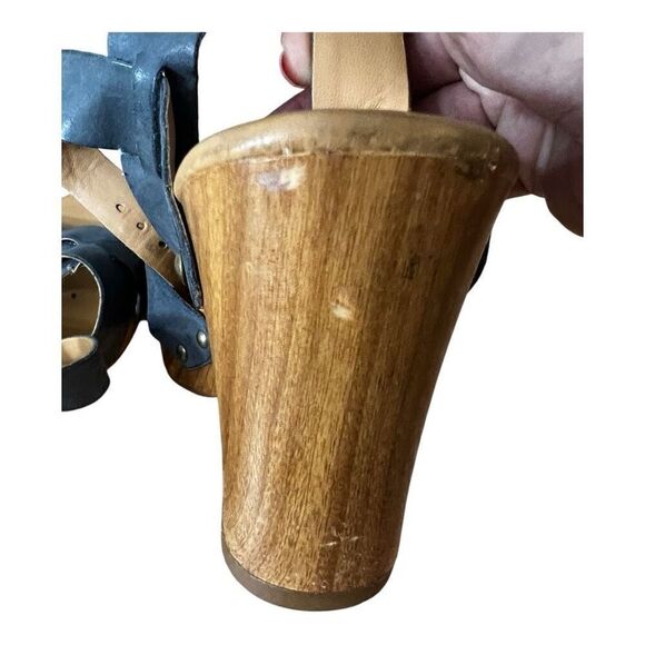 Korks Women Size 8M Grey Leather Sandals Heels Platforms Studded Buckle Strappy - Picture 9 of 12